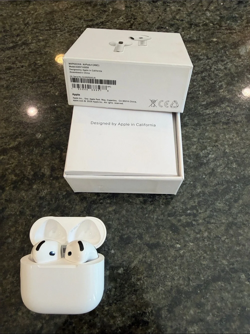 AirPod 4 with ANC